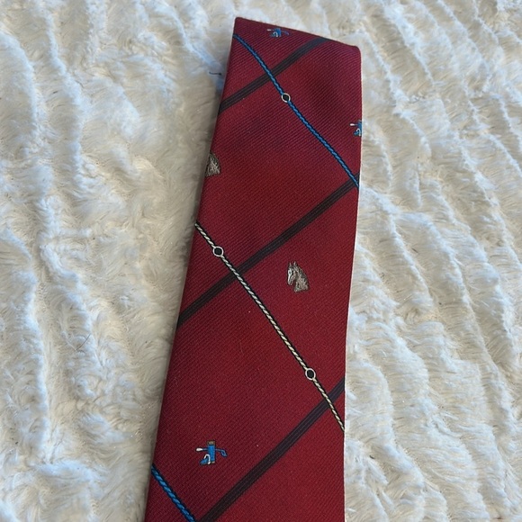 Vintage Bill Blass equestrian maroon navy Silk poly Tie with horse boot rope - Picture 3 of 8